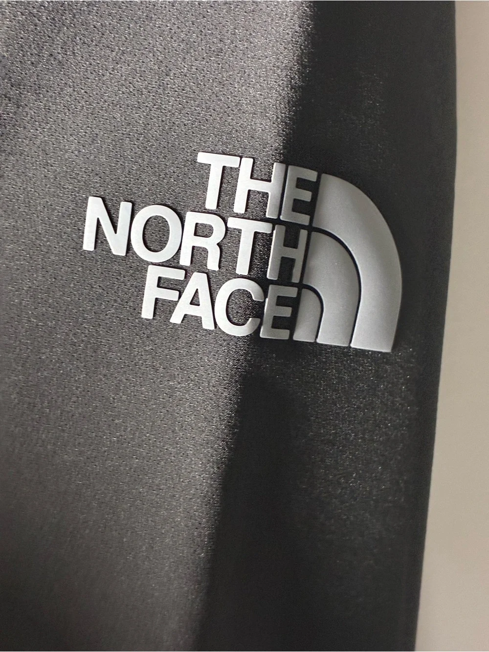 The North Face Game Box Black Softshell Jacket - Men Size Large